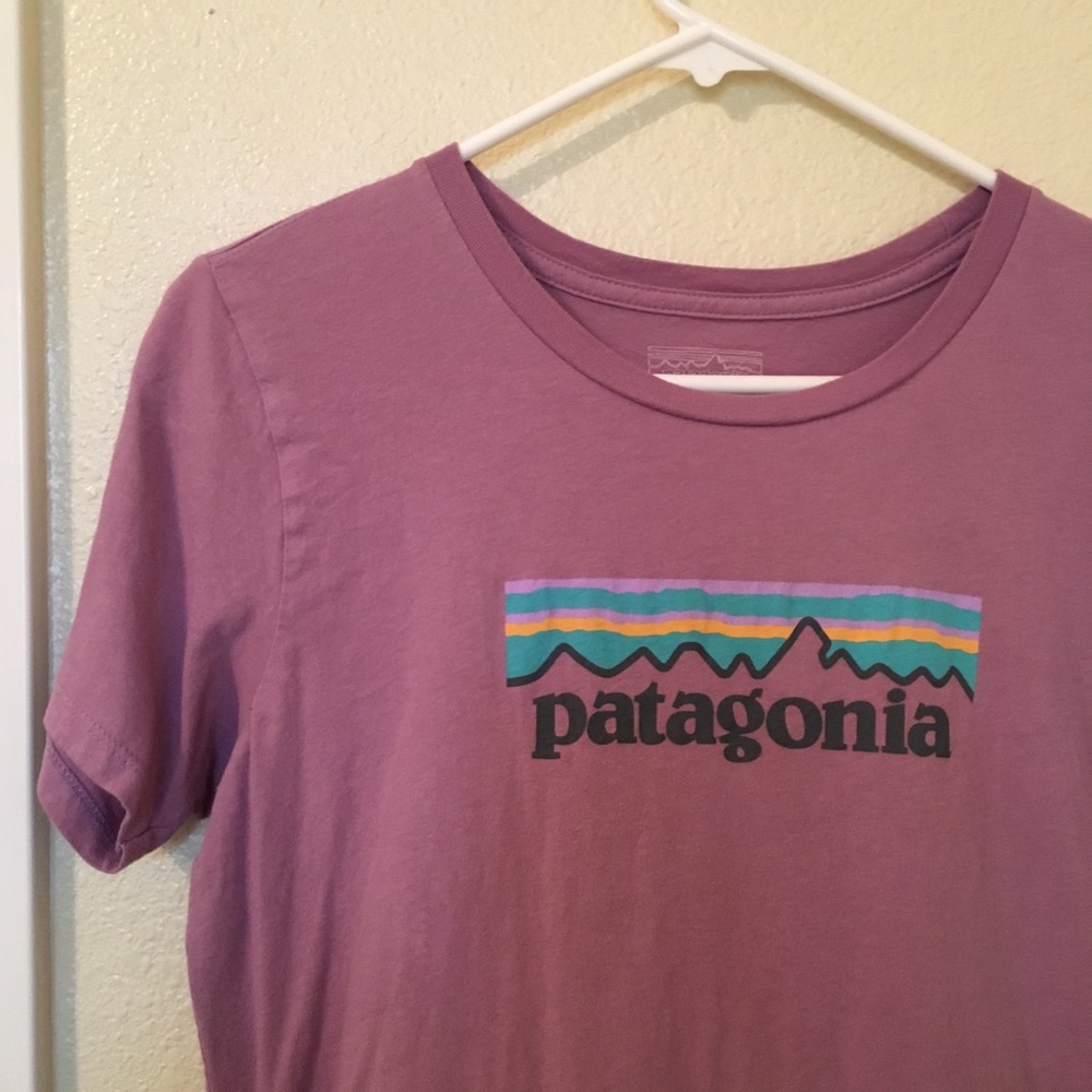 Women’s pastel logo cotton crew shirt